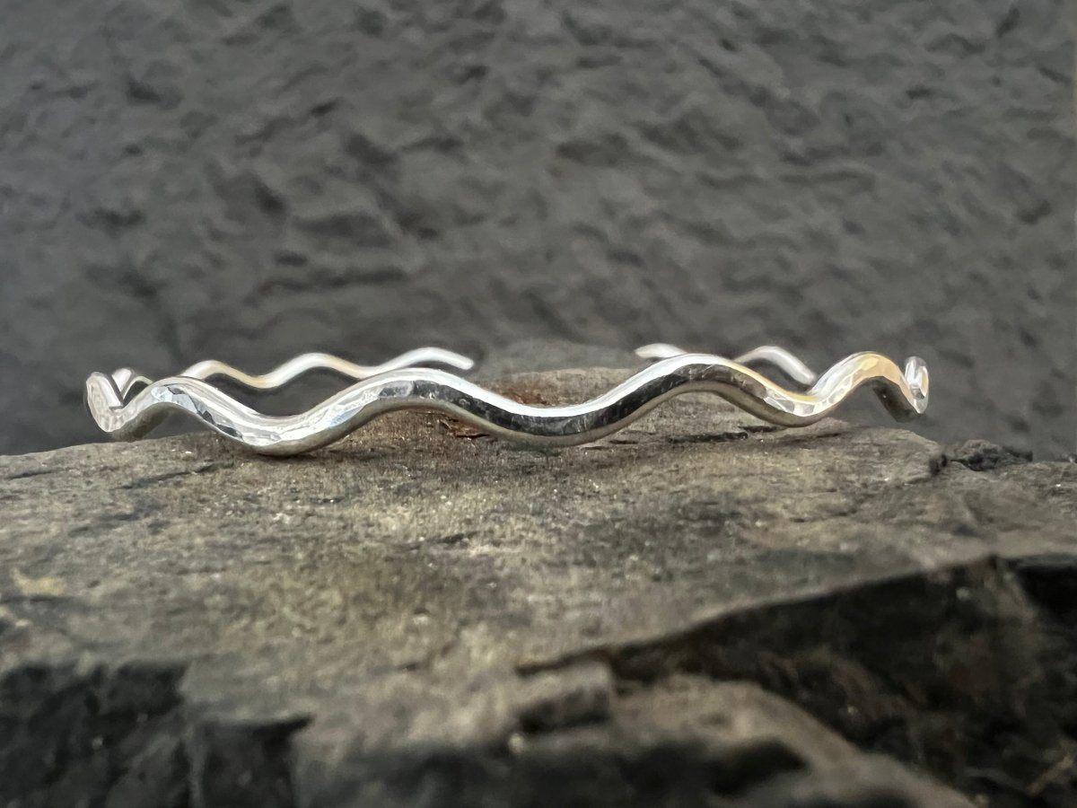 Sterling Silver Textured Wave Bangle (2.5 mm) - Kerry Gallop Jewellery