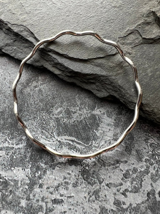 Sterling Silver Textured Wave Bangle (2.5 mm) - Kerry Gallop Jewellery